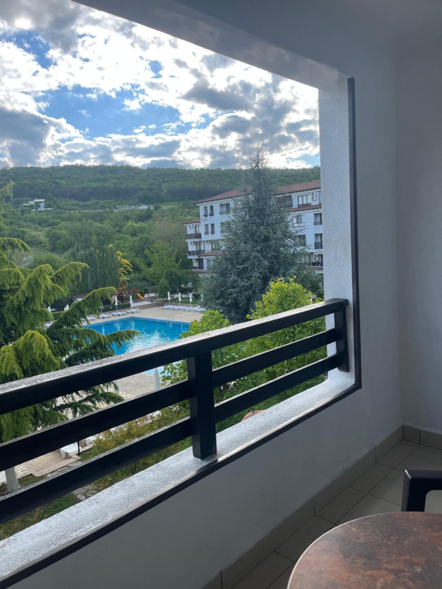 Harmony Hills Petkovi Studio Apartment روغاشيفو المظهر الخارجي الصورة